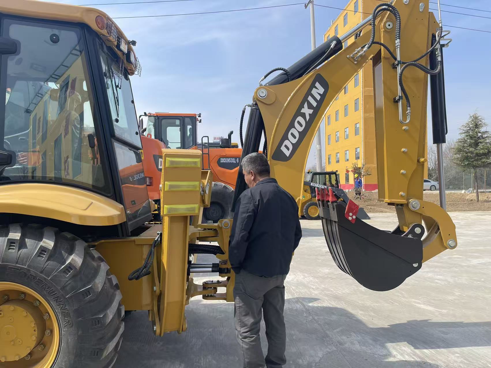 Клиенти от Южна Америка посещават нашата фабрика